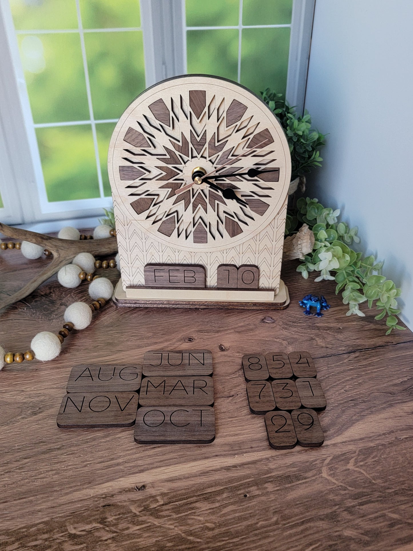Desk Clock/Calendar